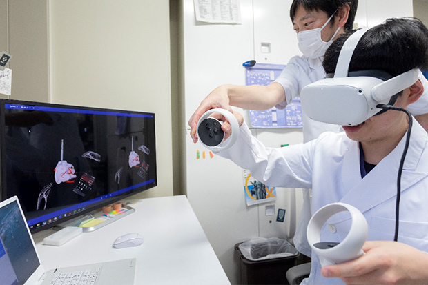 Photo of research on bone marrow aspiration training using VR